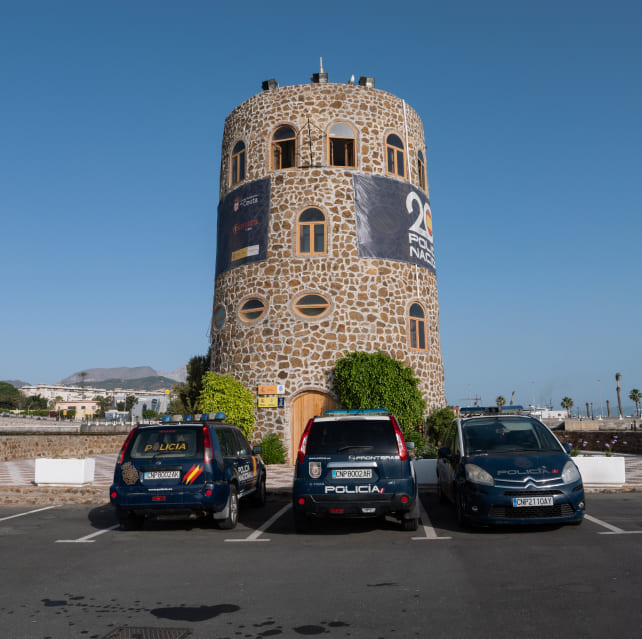 Instalaciones Puerto Deportivo de Ceuta Marina Hércules Policia